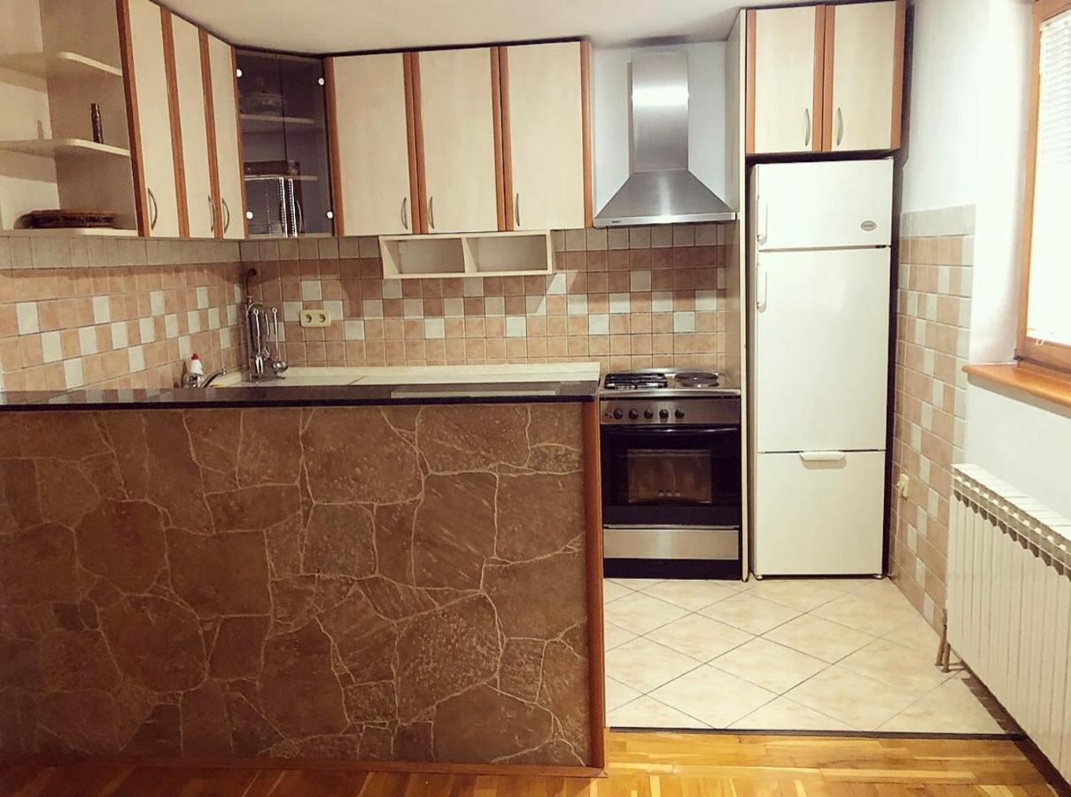 Sarajevo-Adi Apartments II ภายนอก รูปภาพ